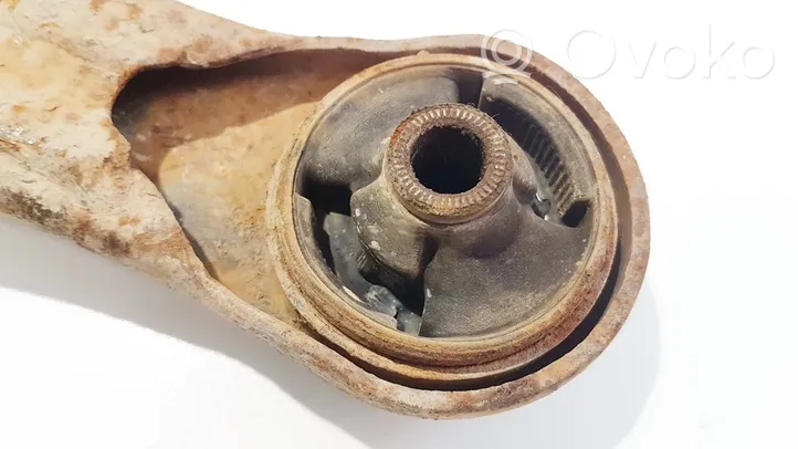 Toyota Corolla E120 E130 Fourchette, bras de suspension inférieur avant 