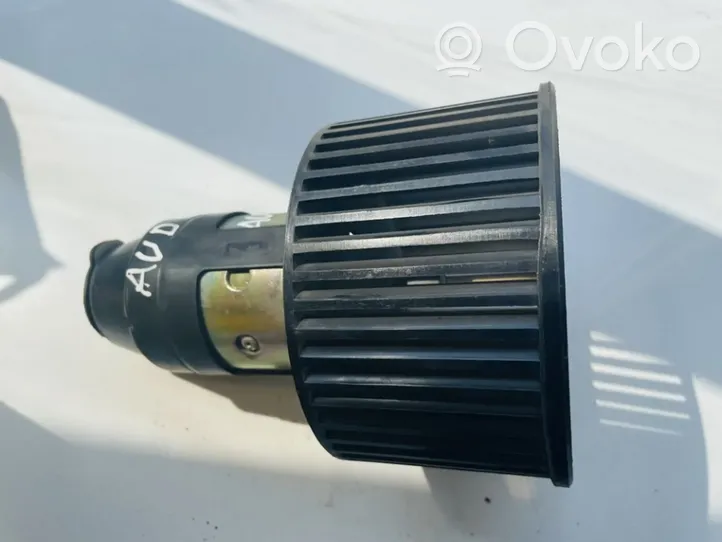 Audi 100 200 5000 C3 Ventola riscaldamento/ventilatore abitacolo 011690a