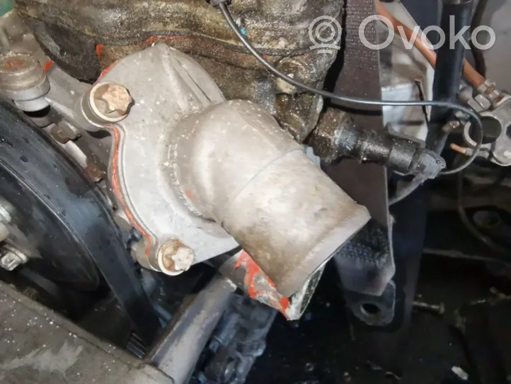 Opel Corsa B Moottorin vesijäähdytyksen putki/letku 90570620