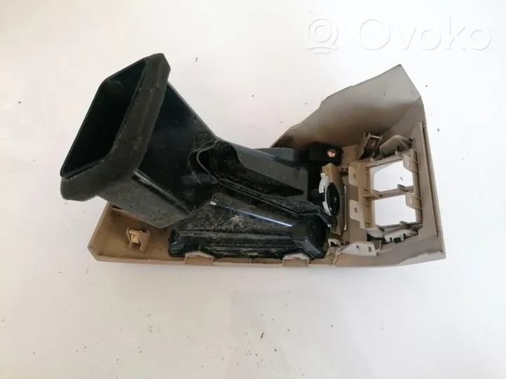 Nissan Murano Z50 Griglia di ventilazione centrale cruscotto 68761cb001