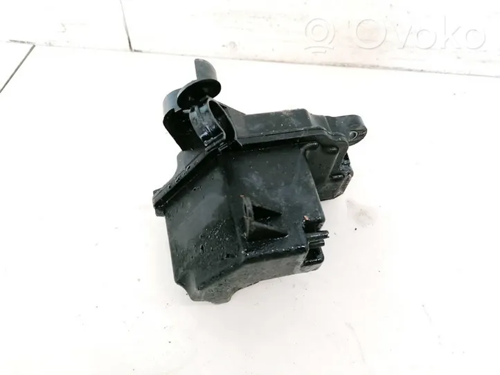 Ford Mondeo Mk III Vacuum air tank 9646411180