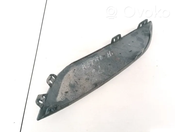 Opel Astra H Grille inférieure de pare-chocs avant 13225763