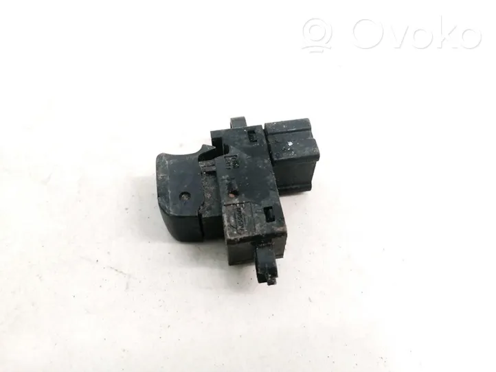 Nissan Note (E11) Electric window control switch 25411ea003