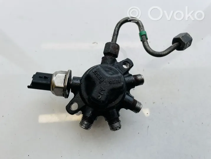 Renault Megane II Tuyau de conduite principale de carburant 8200584034