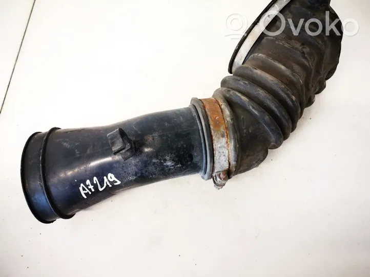 Audi 100 200 5000 C3 Tube d'admission d'air 026133649