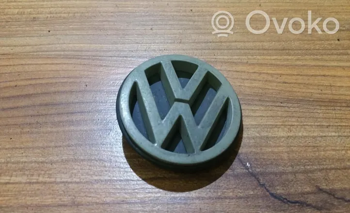 Volkswagen Golf III Manufacturer badge logo/emblem 
