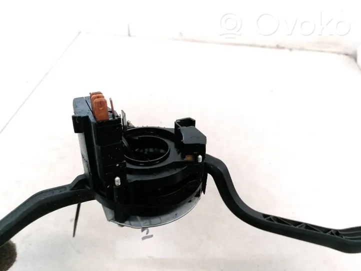 Volkswagen Jetta II Interruptor/palanca de limpiador de luz de giro FK4527