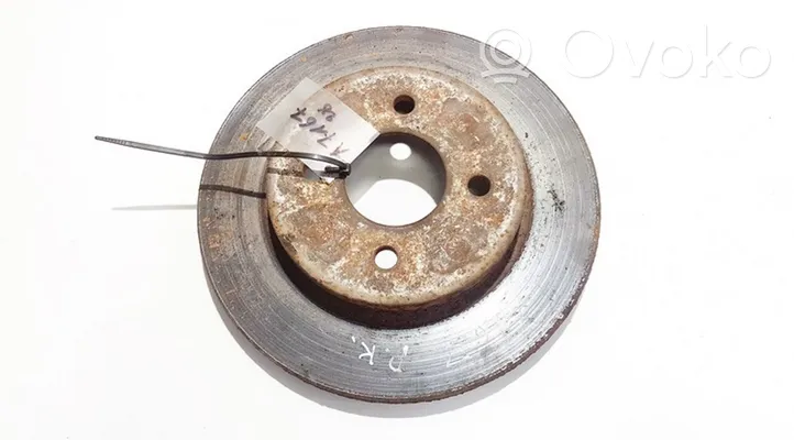 Nissan Almera Disque de frein avant ventiliuojamas