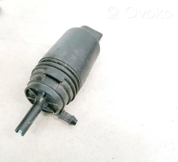 BMW 5 E39 Pompe de lave-glace de pare-brise 67128377612