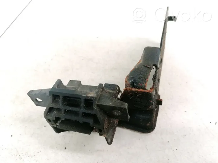 BMW 3 E90 E91 Staffa di montaggio del radiatore 51647117