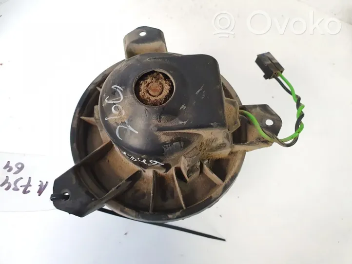 Chrysler Town & Country IV Heater fan/blower 790515b