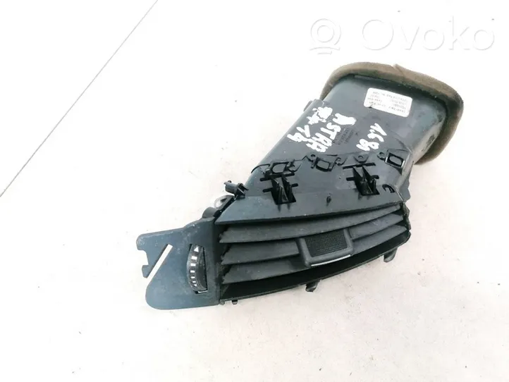 Opel Astra J Griglia di ventilazione centrale cruscotto 13261538