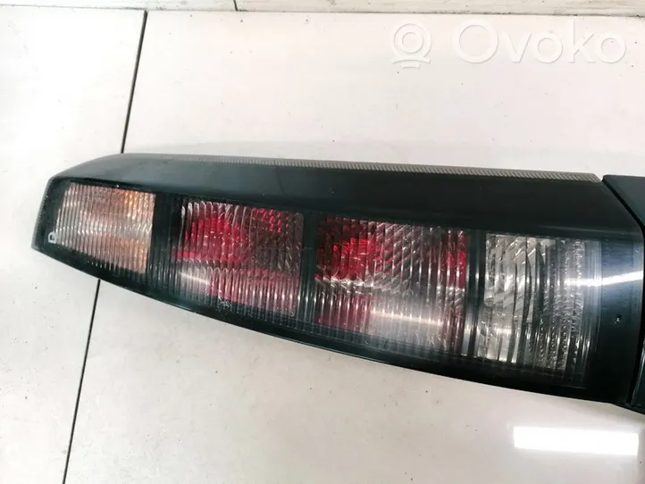 Opel Meriva A Lampy tylnej klapy bagażnika 