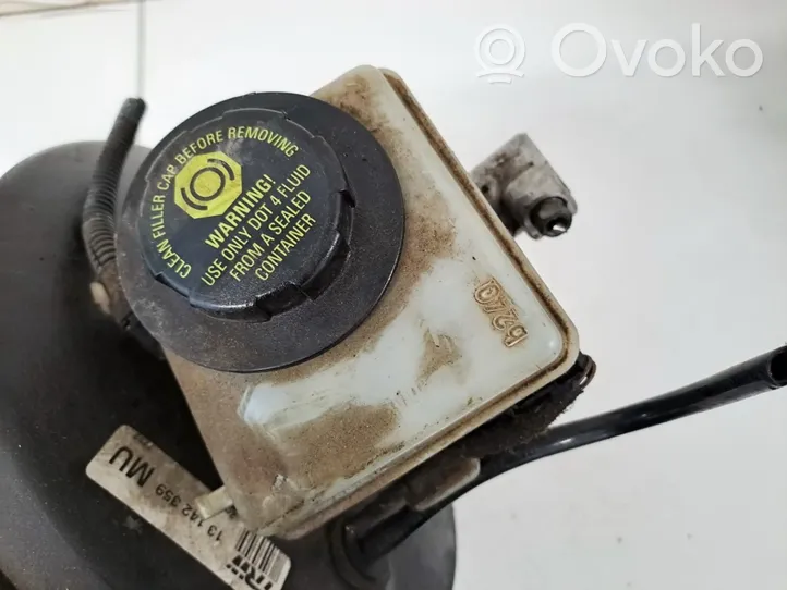 Opel Astra H Główny cylinder hamulca 13142359