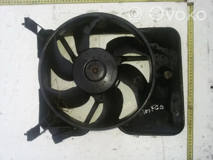 Opel Omega B1 Kale ventilateur de radiateur refroidissement moteur 90467915