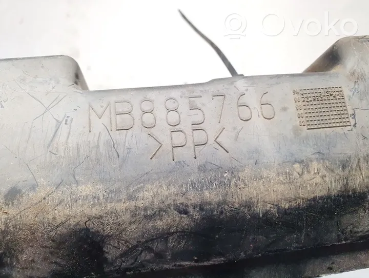 Mitsubishi Carisma Inne części karoserii mb885766