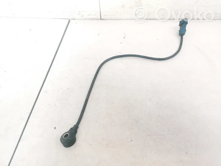 Audi A4 S4 B5 8D Detonation knock sensor 054905377g