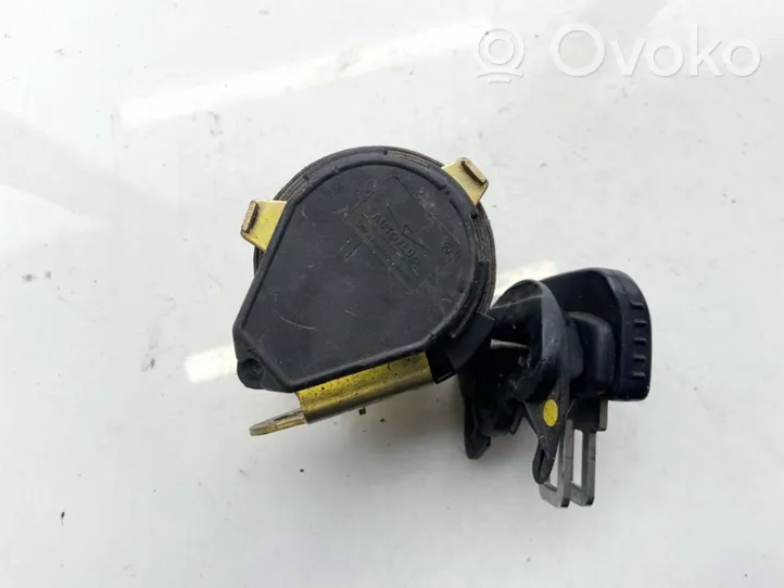 Nissan Qashqai Pas bezpieczeństwa fotela tylnego środkowego 606161961