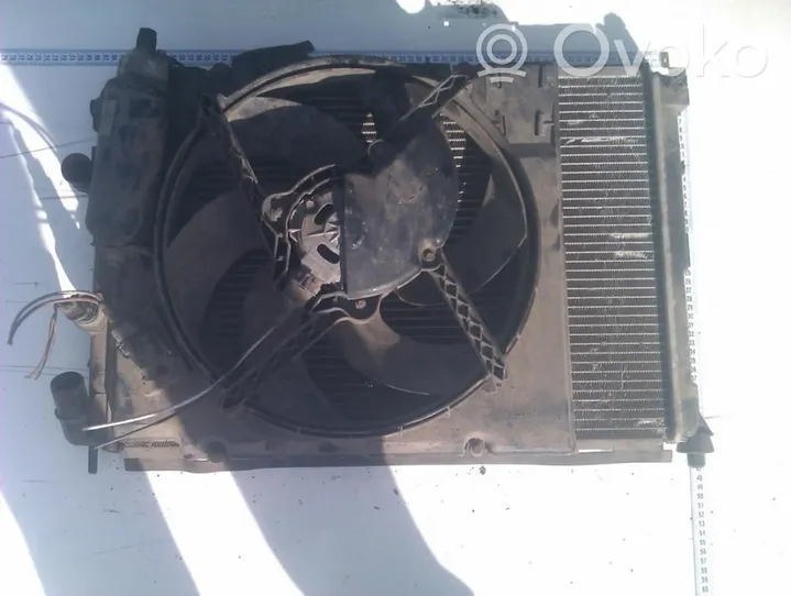 Renault Megane I Radiator cooling fan shroud 7700784652