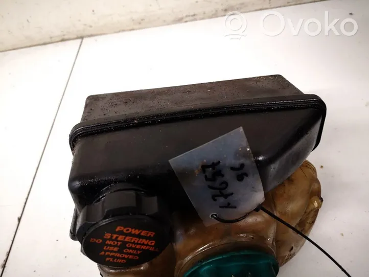 Volvo V70 Serbatoio/vaschetta del liquido del servosterzo 8649720