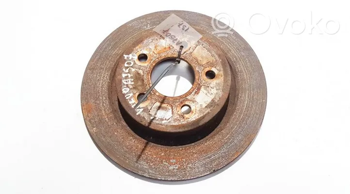 Volvo V50 Rear brake disc neventiliuojamas