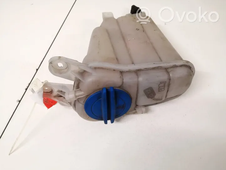 Audi A4 S4 B8 8K Vase d'expansion / réservoir de liquide de refroidissement 8k0121403