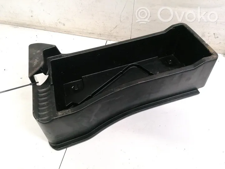 Toyota Yaris Boite à gants 649950D010