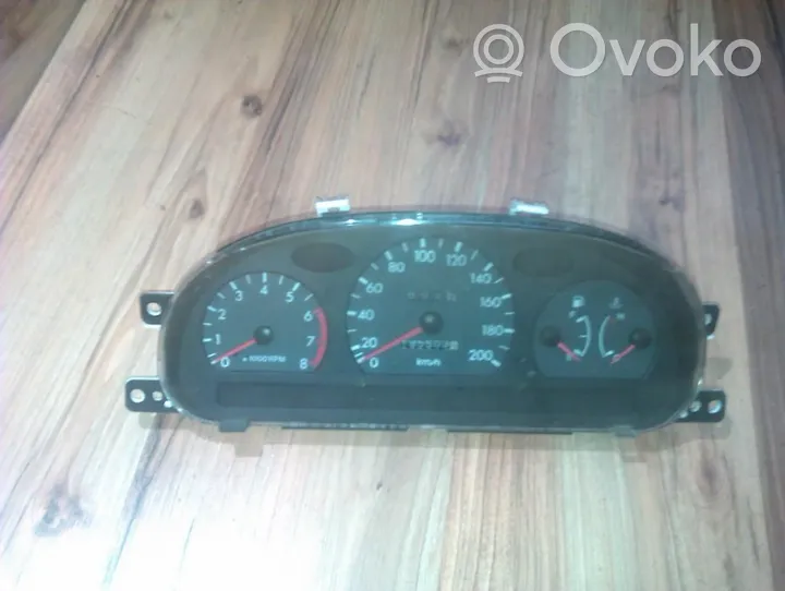 Hyundai Accent Geschwindigkeitsmesser Cockpit 71110550