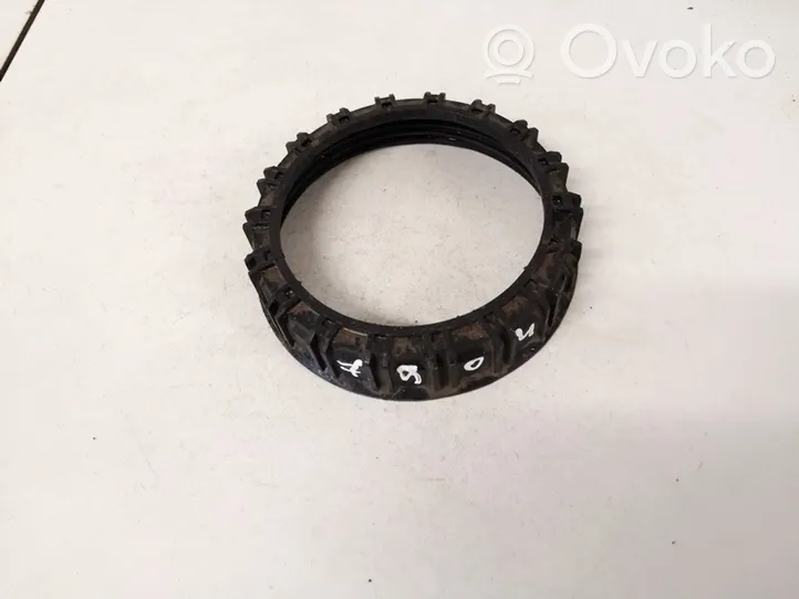 Hyundai Coupe Bague de verrouillage pour réservoir de carburant 