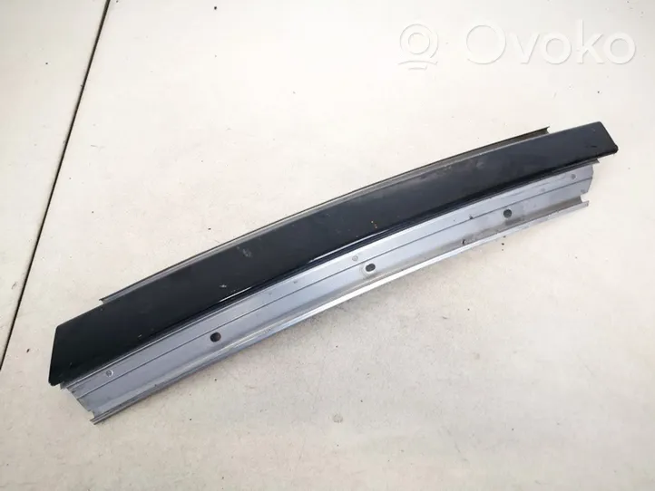 Subaru Legacy Rivestimento modanatura del vetro della portiera anteriore 