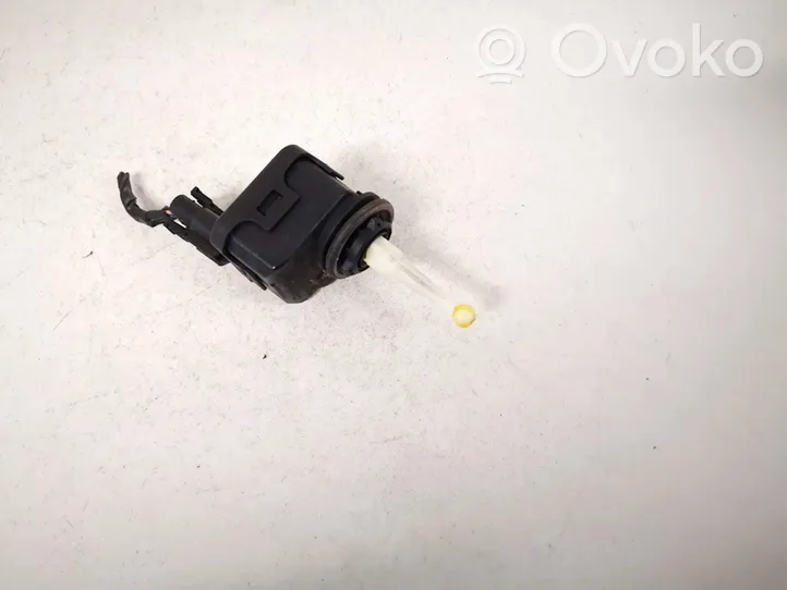 Volvo S40, V40 Motor de ajuste de nivel del faro delantero 00787831