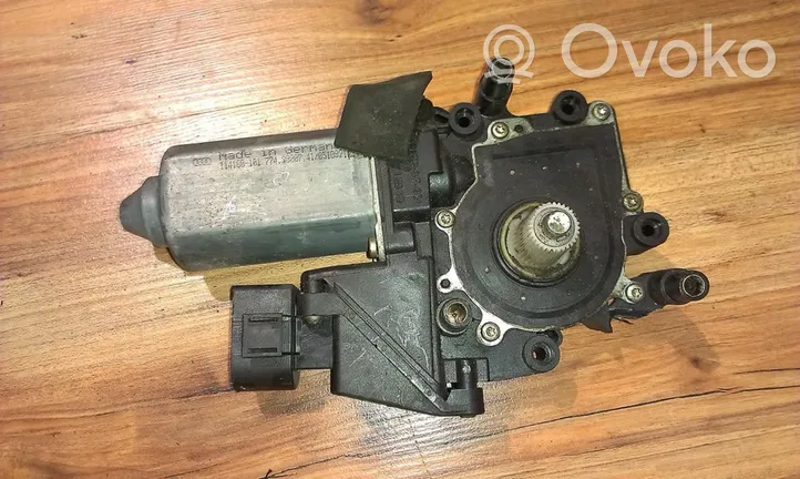 Audi A4 S4 B5 8D Motorino alzacristalli della portiera anteriore 0536001401