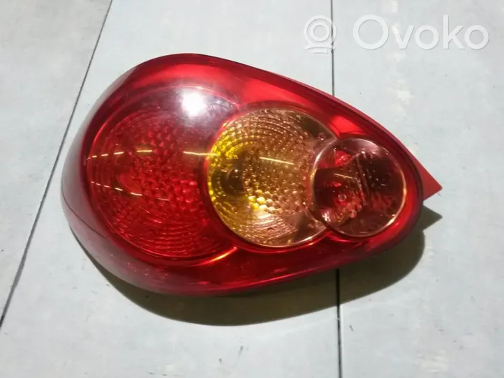 Toyota Aygo AB10 Lampa tylna 