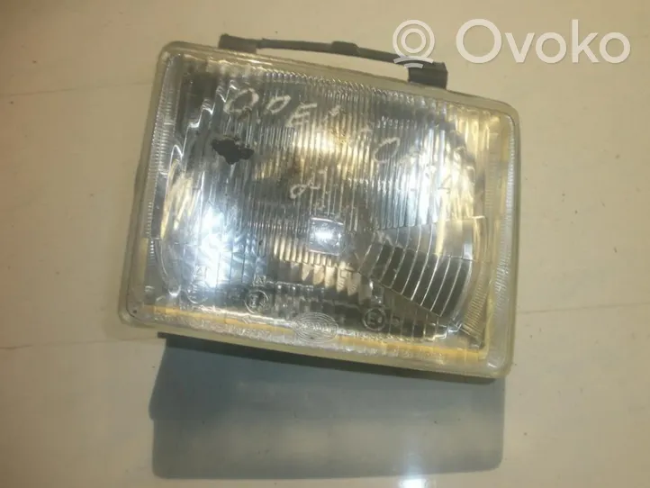 Opel Corsa A Lampa przednia 