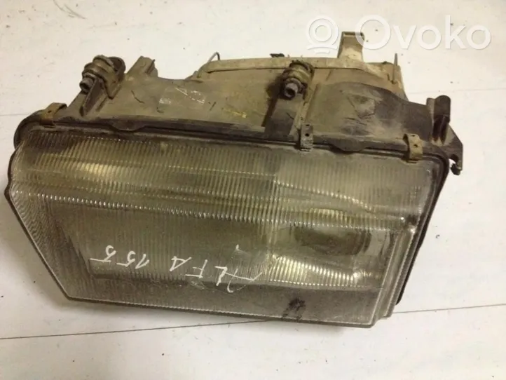 Alfa Romeo 155 Lampa przednia 1305239057L