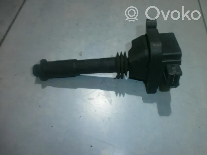 Fiat Marea Bobine d'allumage haute tension 0221504006