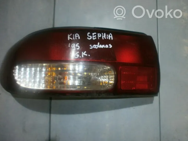 KIA Sephia Lampa tylna 4755