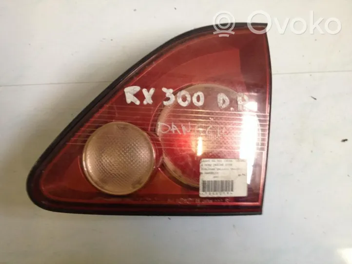 Lexus RX 300 Lampy tylnej klapy bagażnika 