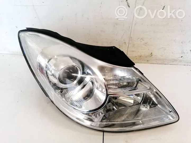 Hyundai ix 55 Lampa przednia 921023JXXX