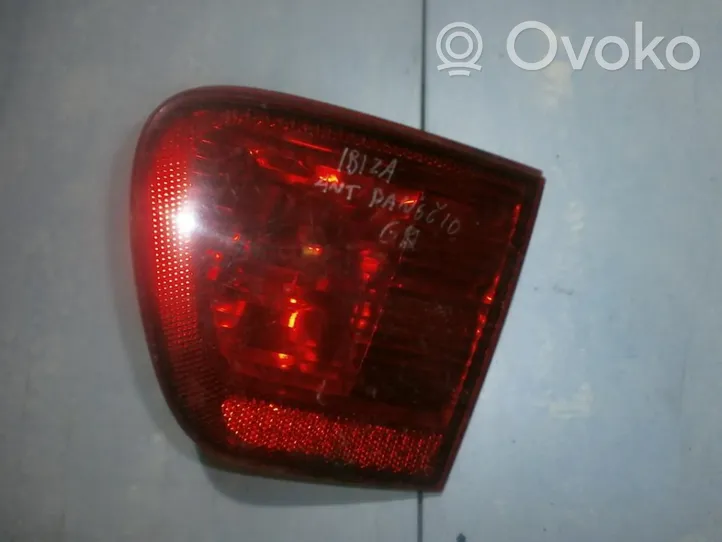 Seat Ibiza II (6k) Lampy tylnej klapy bagażnika 48043