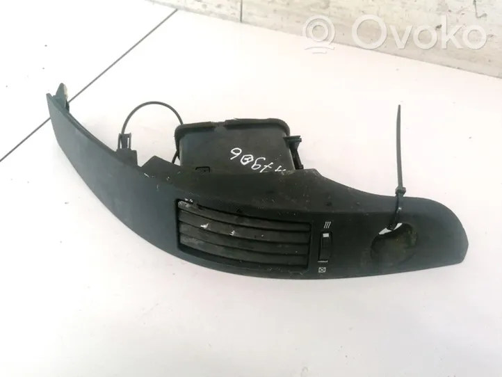 Toyota Corolla Verso AR10 Grille d'aération centrale 5568064010