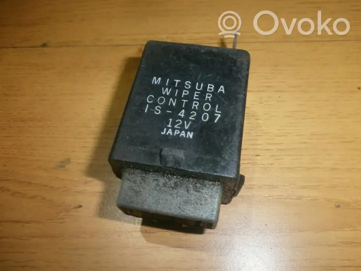 Mitsubishi Colt Muut ohjainlaitteet/moduulit IS4207