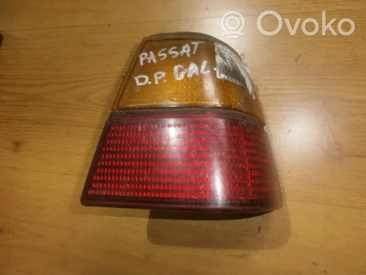 Volkswagen PASSAT B2 Galinis žibintas kėbule 321945112t