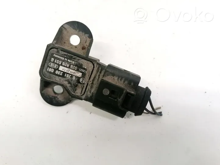 Volkswagen Phaeton Air pressure sensor 0261230081