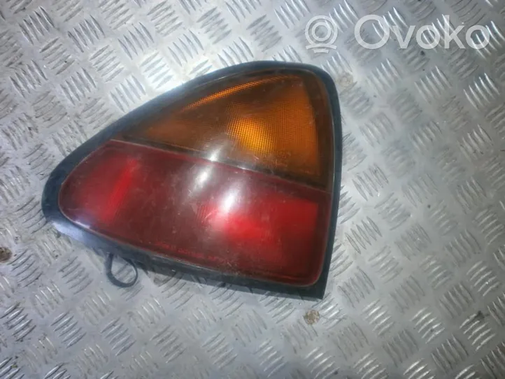 Mazda 323 Lampa tylna 0431436l