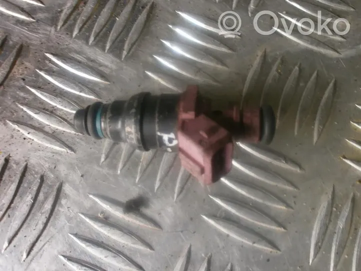 Peugeot 406 Injecteur de carburant 0280155216