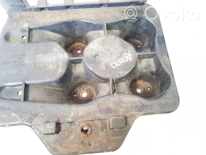 Skoda Octavia Mk1 (1U) Vassoio scatola della batteria 1j0804373e