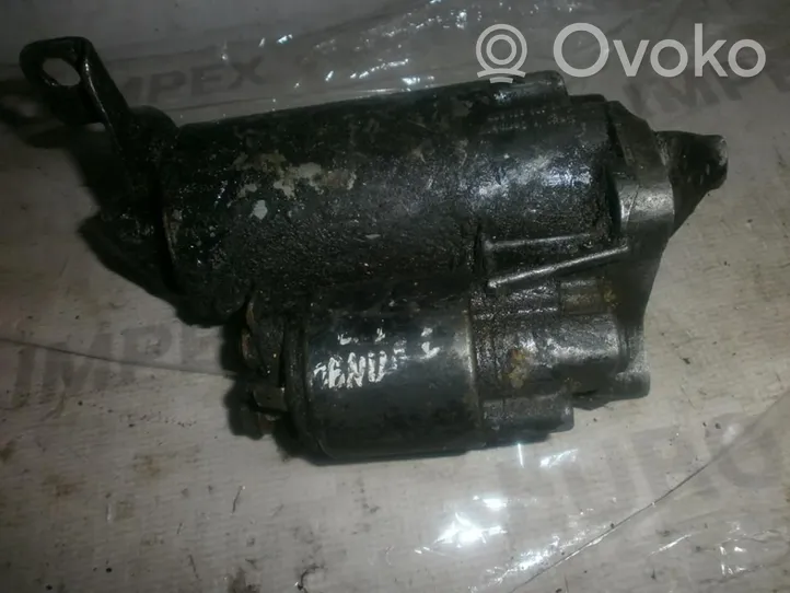 Renault Laguna I Starter motor 1005821577