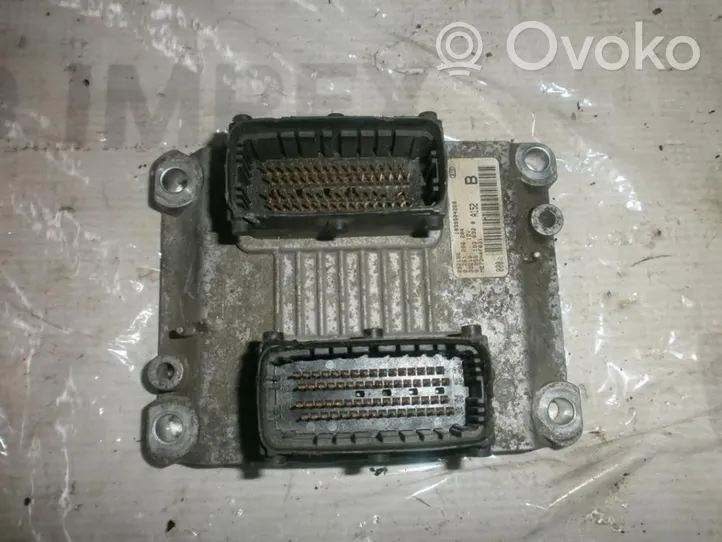 Fiat Stilo Moottorin ohjainlaite/moduuli 0261208204b