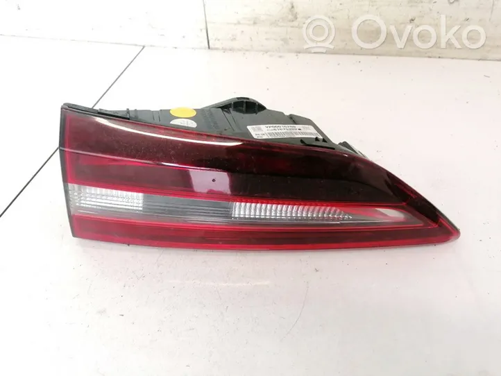 Opel Grandland X Tailgate rear/tail lights YP00016280